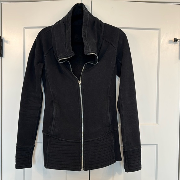 lululemon athletica Tops - Lululemon Scuba hoody
